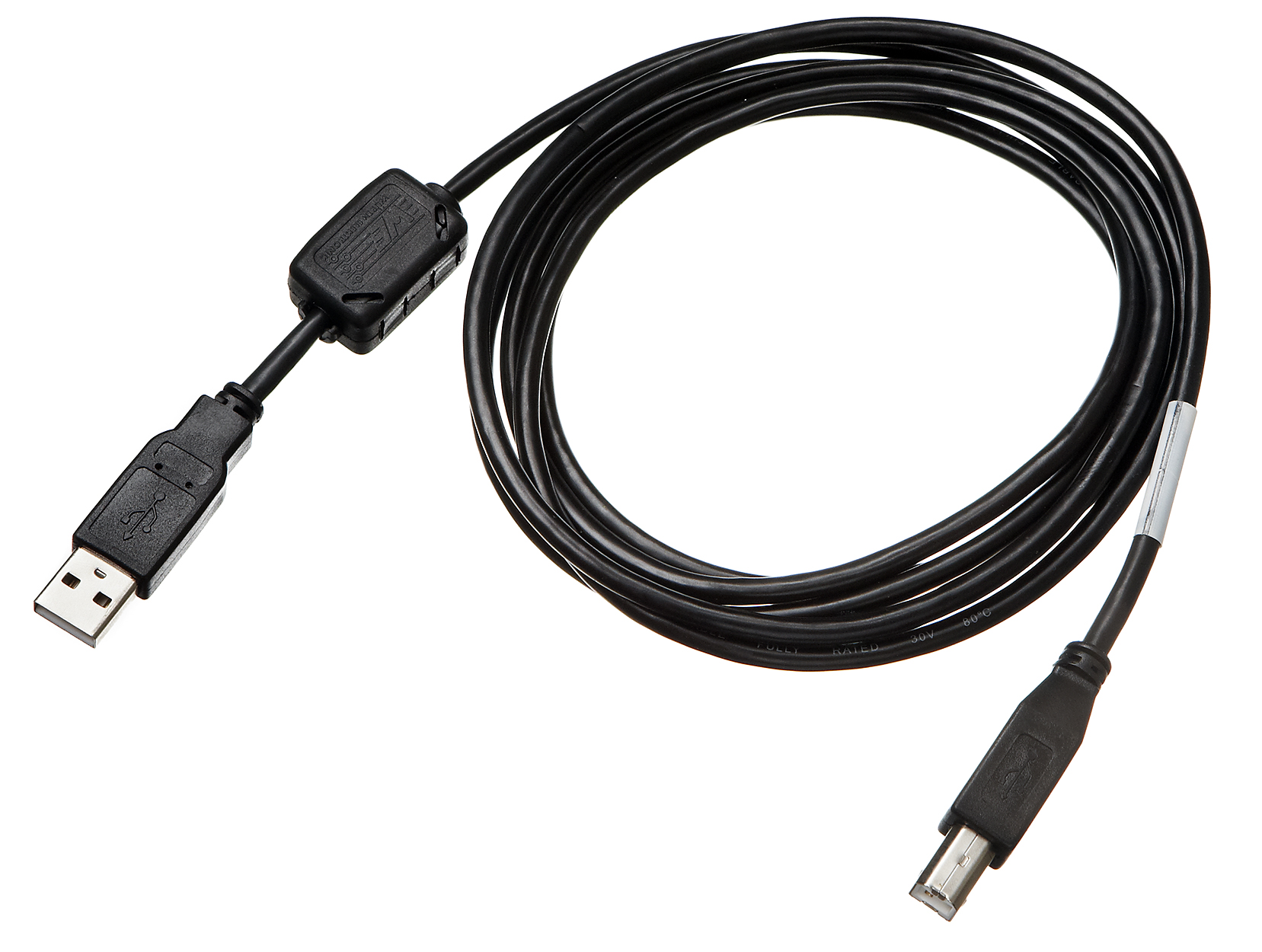 En svart USB-kabel med en USB typ-A-kontakt i ena änden och en USB typ-B-kontakt i den andra.
