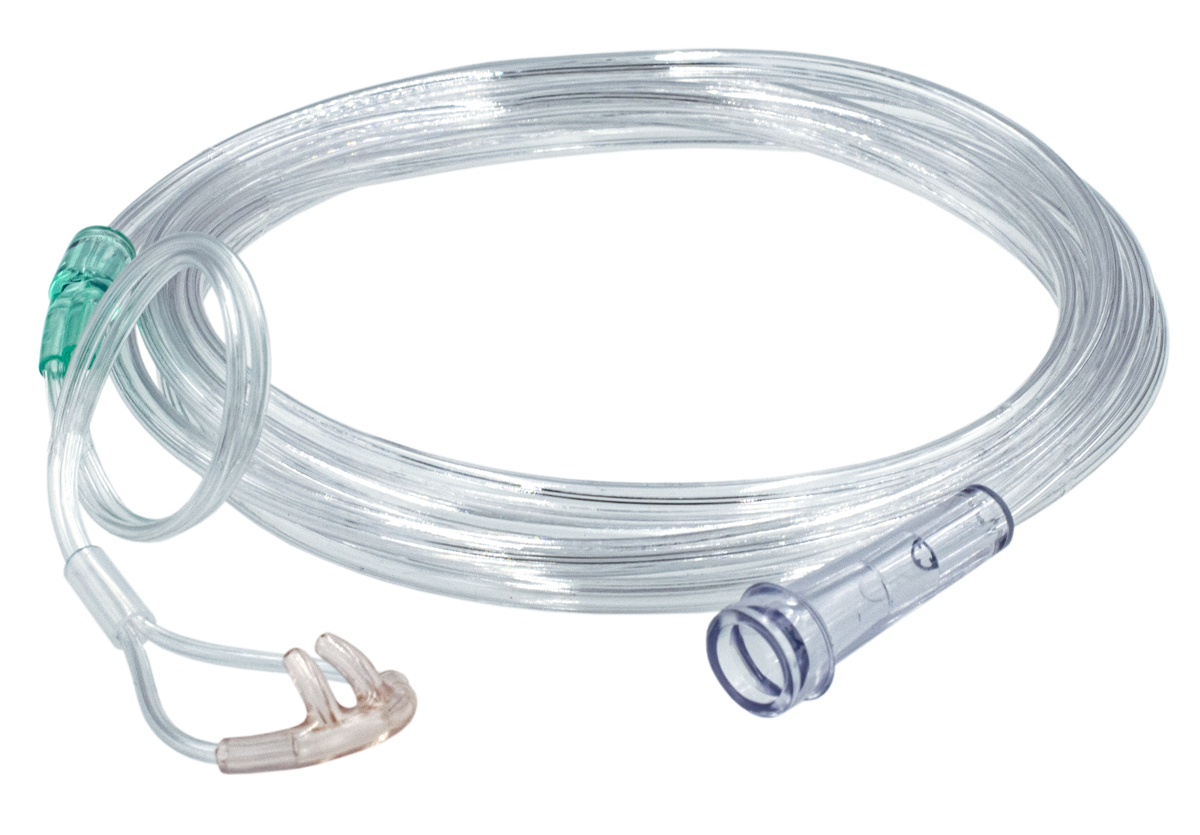 Selvä nenäkanuuna letku piikeillä ja liittimillä, kääritty valkoisella taustalla.