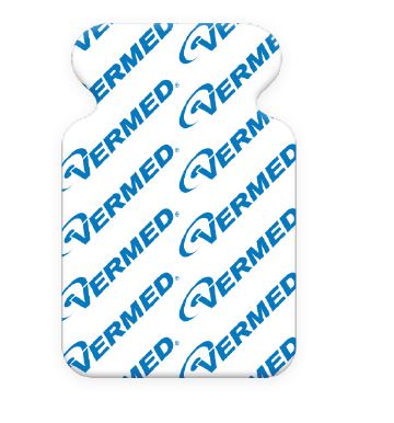 Valkoinen elektrodi, jossa sininen VERMED-logo toistuu useaan kertaan viistoon.